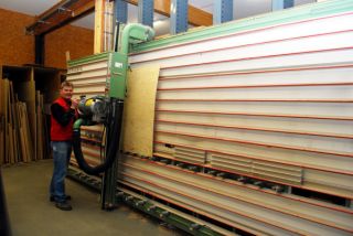 Exakter Holzzuschnitt bei Holzland Gehlsen in Rendsburg